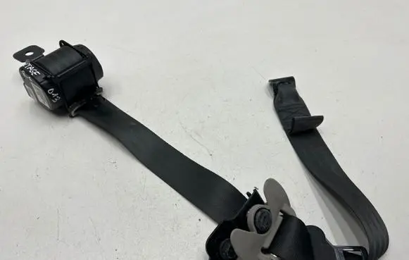 KIA Sportage Rear seatbelt 898203U200ED