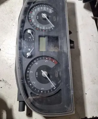 Renault Laguna II Speedometer (instrument cluster) 8200291330 503000960309