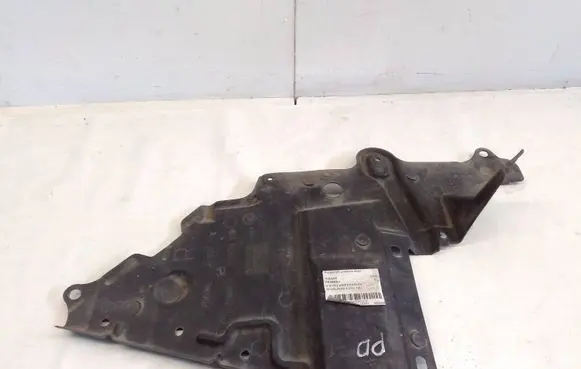 Nissan Primera Other under body part 75896AV600 75893AV500