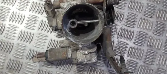 Nissan Almera Throttle valve rhn5017 rhn50-17