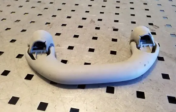 Volkswagen Touran I Front interior roof grab handle 6N0857607AB