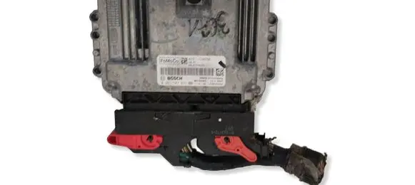 Ford Mondeo MK IV Engine control unit/module 0261S07033 AG9112A650 1039S45856