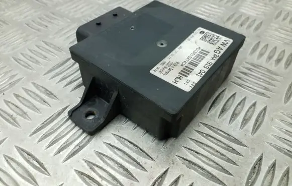 Volkswagen PASSAT B7 Power management control unit 3AA919041