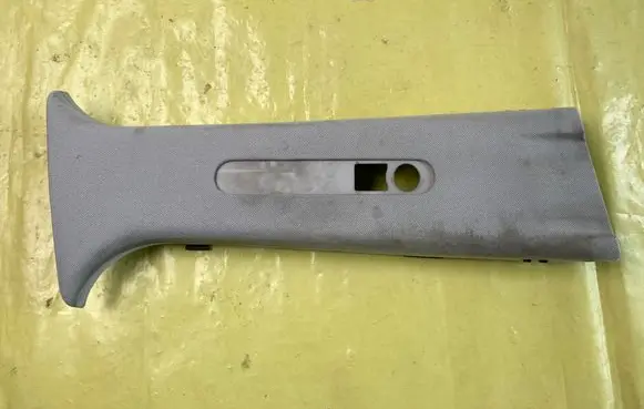 Mercedes-Benz B W245 (B) pillar trim (top) A1696903425 A1696920622