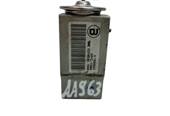 Air conditioning (A/C) expansion valve