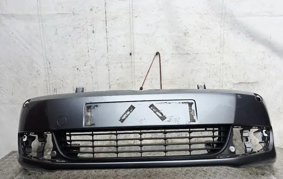 Volkswagen Golf Plus Front bumper 5M0807221N