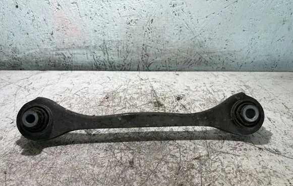 Volkswagen Touran II Rear control arm