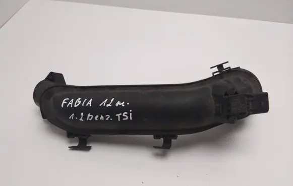 Skoda Fabia Mk2 (5J) Air intake hose/pipe 03F145673
