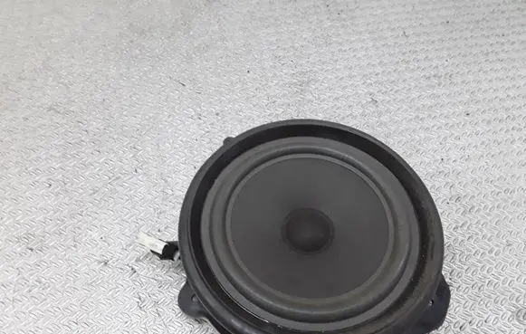 Audi A4 S4 B6 8E 8H Front door speaker 8E0035411