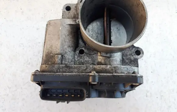 Subaru Outback Throttle valve 16112AA260