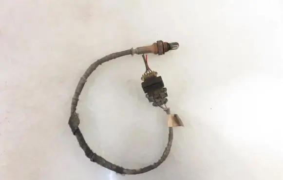 Opel Zafira B Lambda probe sensor 55560617