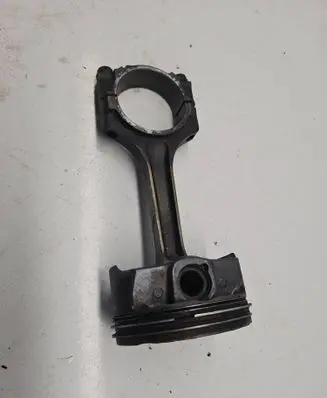 Ford Mustang V Piston with connecting rod CR3Z-6108-B BR3Z-6200-A 142-T5C