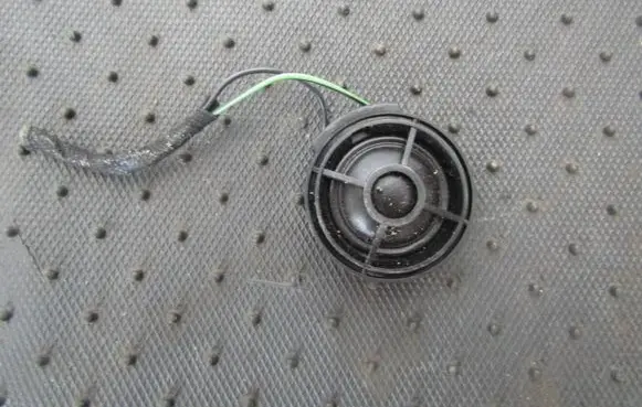 Audi A6 S6 C5 4B Front door speaker 4b0035399d
