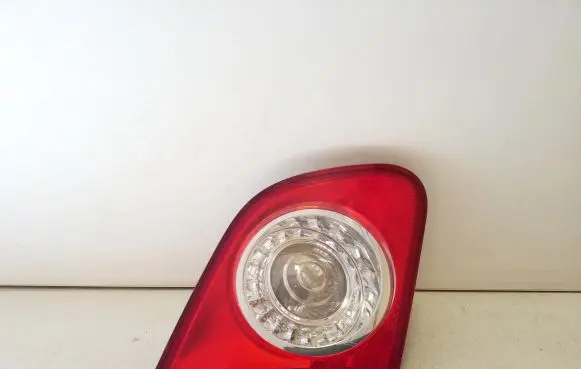 Volkswagen PASSAT B6 Tailgate rear/tail lights 273001