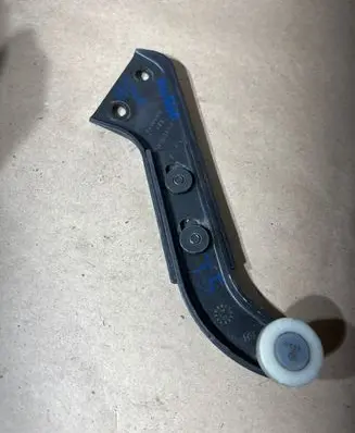 Volkswagen Transporter - Caravelle T5 Sliding door upper roller guide/hinge 7H0843436B