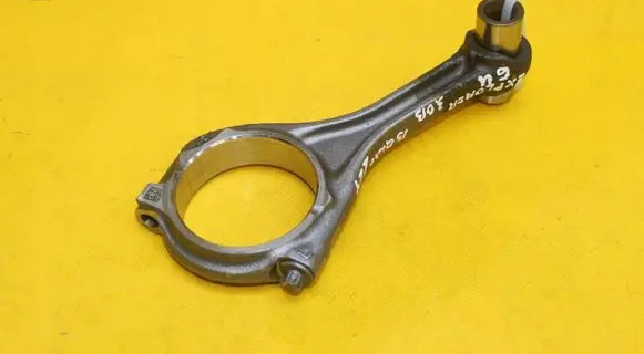 Ford Explorer Piston with connecting rod