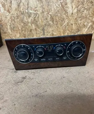 Mercedes-Benz C W203 Climate control unit a2038303485