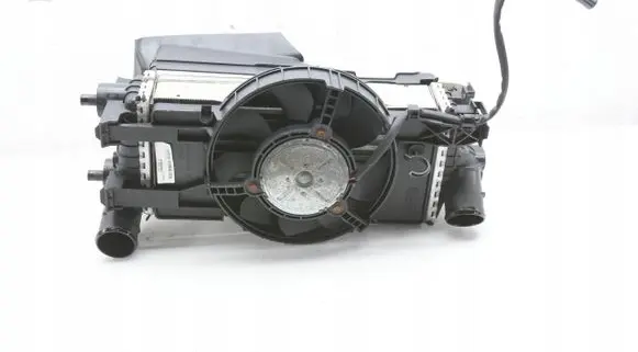 Ford Focus Intercooler radiator 9L440