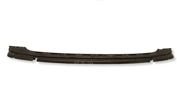 Audi Q7 4M Rear bumper mounting bracket 4M0807458