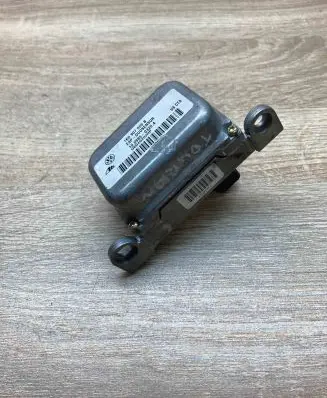 Volkswagen Golf V ESP acceleration yaw rate sensor 1K0907655B 10098503204