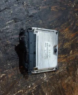 Skoda Fabia Mk1 (6Y) Engine control unit/module 045906019BR 1039S11626 0281012318