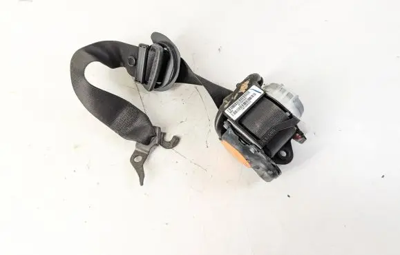 BMW X3 F25 Front seatbelt 7258436 S2725843606 11B3144P0379