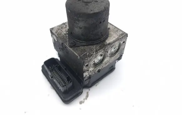 Jeep Grand Cherokee ABS Pump 68164630AA