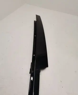 BMW X5 F15 Front door glass trim molding 7289613
