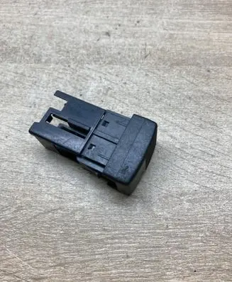 Fog light switch