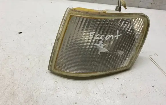 Ford Escort Front indicator light
