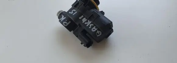 Nissan Qashqai Headlight level adjustment motor 