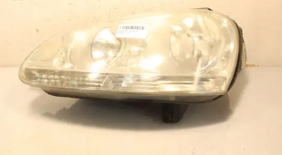 Volkswagen Jetta V Headlight/headlamp