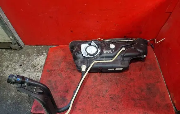 Opel Crossland X Fuel tank 