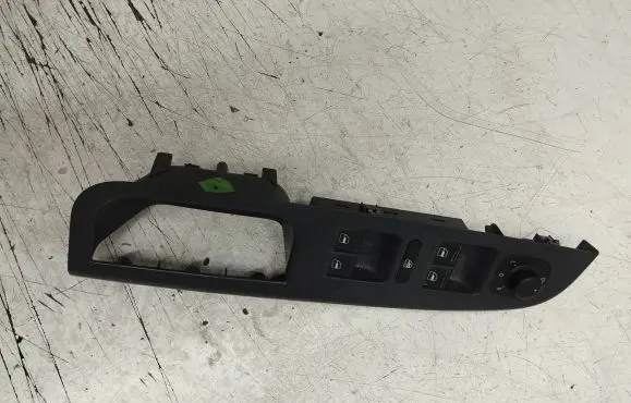 Volkswagen Golf V Electric window control switch 1K4868049B