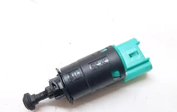 Peugeot 308 Brake pedal sensor switch 9665602380