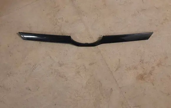 Subaru Crosstrek II Front grill 91123FL100