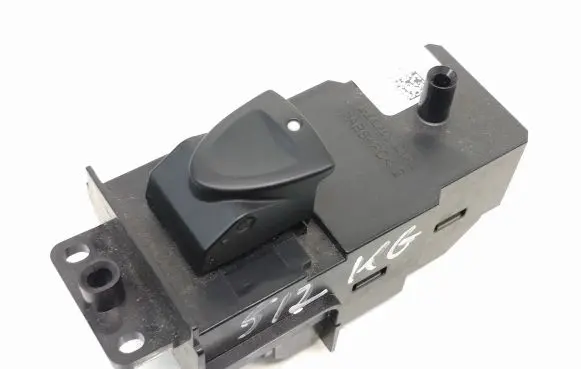 Honda Civic Electric window control switch 35770smge022m1