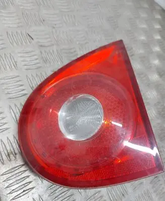 Volkswagen Golf V Tailgate rear/tail lights 285002