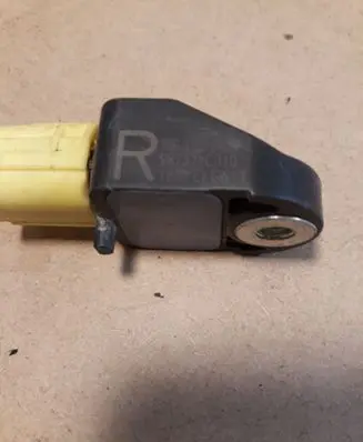 Subaru Forester SJ Airbag deployment crash/impact sensor 98237YC010