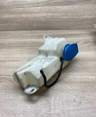 Audi A4 S4 B7 8E 8H Windshield washer fluid reservoir/tank 8E0955451AP