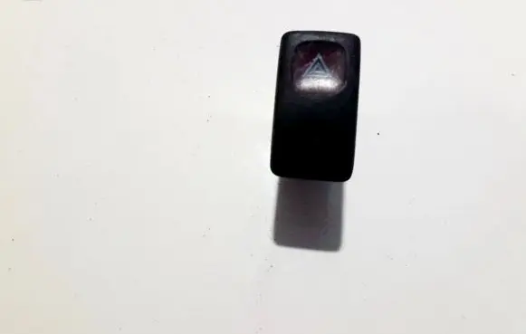 Volkswagen Jetta III Hazard light switch mr83d0t