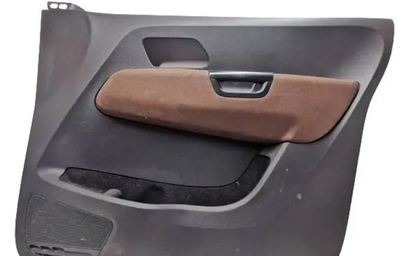 Volkswagen Amarok Coupe rear side trim panel 2H0867165