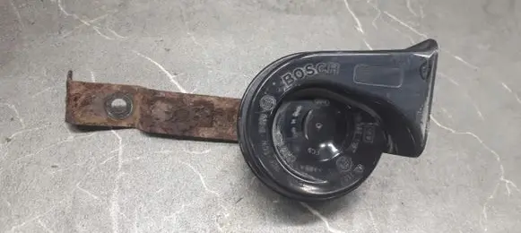 Nissan Almera N16 Horn signal
