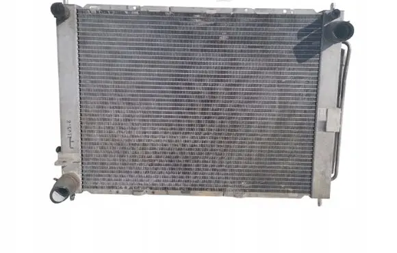 Renault Clio III Coolant radiator 8200221498