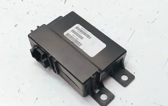 Chrysler Voyager Parking PDC control unit/module 68036233AF