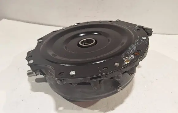 Renault Captur II Electric car motor S16891351 290A04PM0C 5DHA400