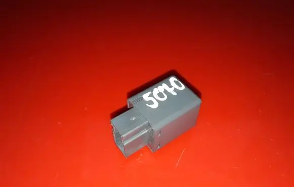Nissan Qashqai Other relay 24330C9900