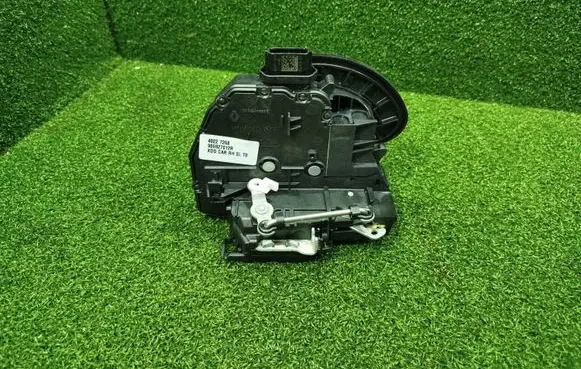 Renault Master IV Rear door lock 905927012R 40227268