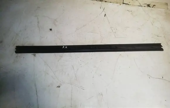 Land Rover Range Rover L322 Other front door trim element STU8269067