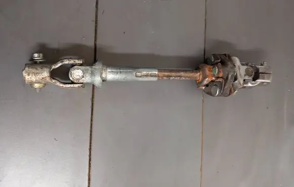 Renault Kangoo I Steering column universal joint 